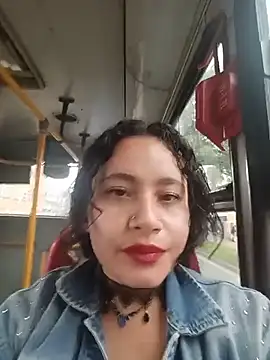 Chat +18 de Yaya_paid ao vivo