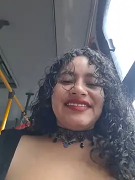 הופעת וובקאם של Yaya_paid