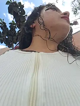 Czat XXX na żywo – Yaya_paid