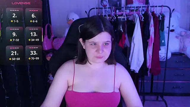 AmyVibess: онлайн-секс-чат