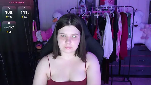 AmyVibess' Live XXX Chat