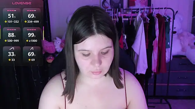 AmyVibess' Live XXX Chat