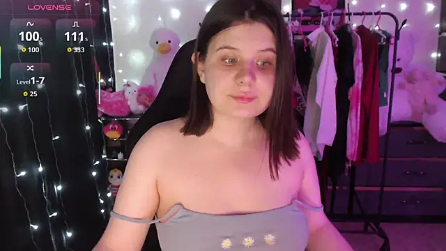 AmyVibess' Live XXX Chat