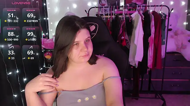 แชท XXX สดของ AmyVibess