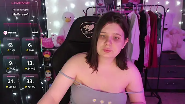 AmyVibess' Live XXX Chat