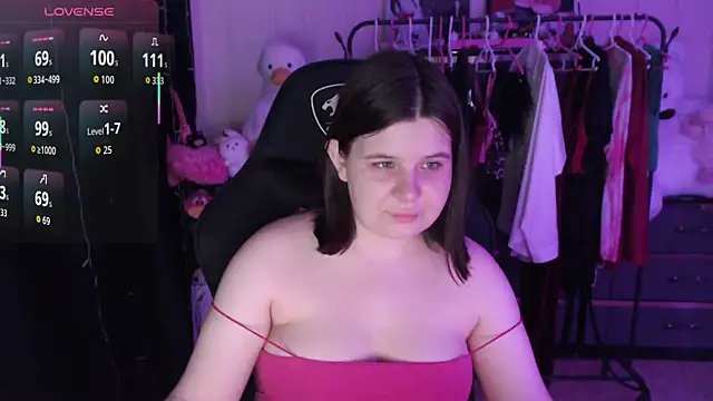 AmyVibess 现场XXX聊天
