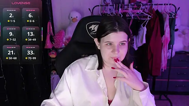AmyVibess: офлайн-секс-чат