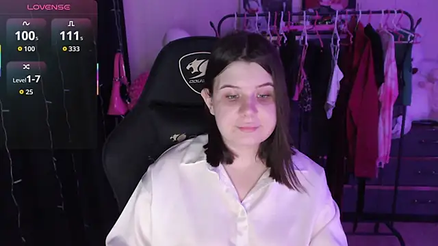 AmyVibess – Naživo XXX chat