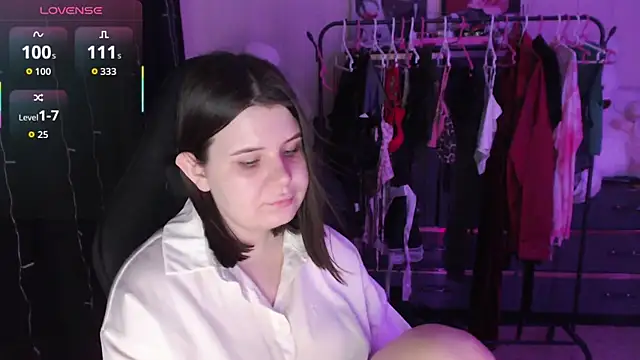 AmyVibess 现场XXX聊天