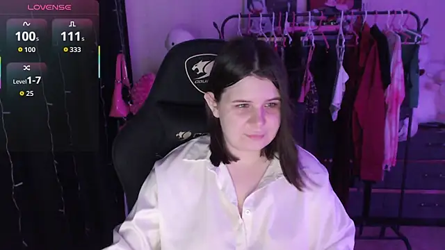 AmyVibess 现场XXX聊天