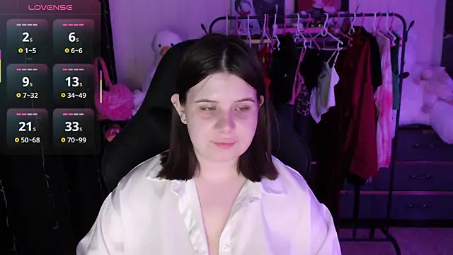 AmyVibess XXX чат на живо