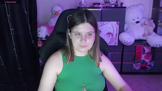 AmyVibess Adlı Modelin Canlı XXX Sohbeti