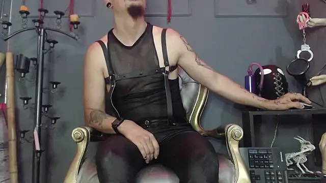 zain_kreigger 网络视讯表演
