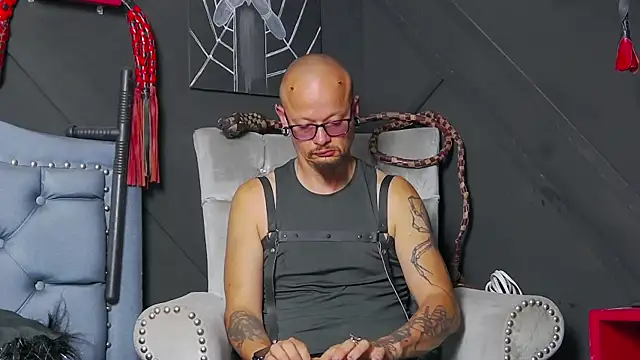zain_kreigger's Webcam Show