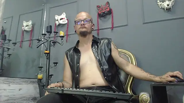 Pokazy przed kamerką – zain_kreigger
