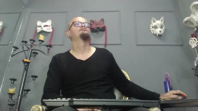 Pokazy przed kamerką – zain_kreigger