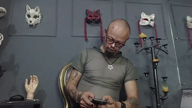 zain_kreigger's Webcam Show