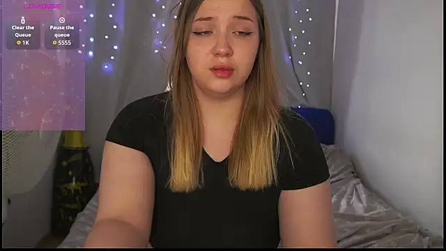 CuteSharloti Live XXX-Chat