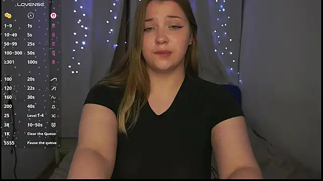 CuteSharloti Chat XXX live