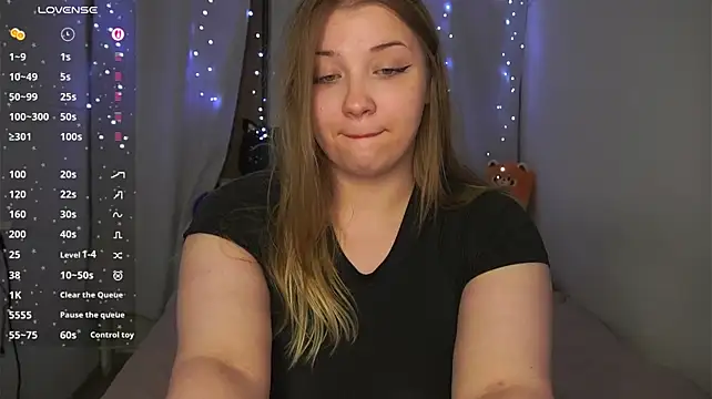 CuteSharloti Live XXX-chat