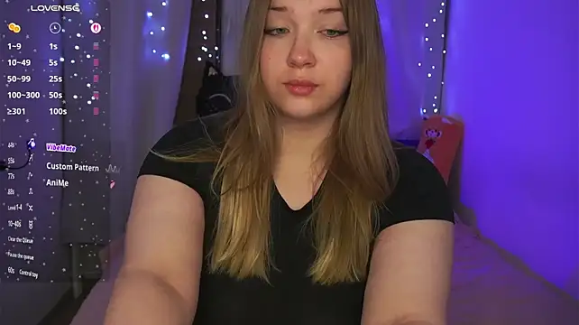 Вебкам-шоу CuteSharloti