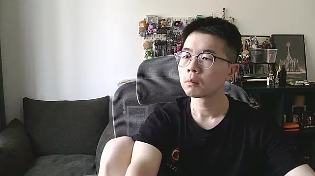 Adzard65 Show Webcam