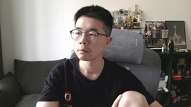 Adzard65 在線直播表演