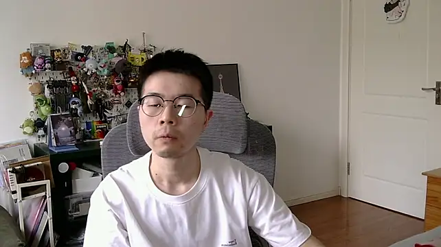 Adzard65 网络视讯表演