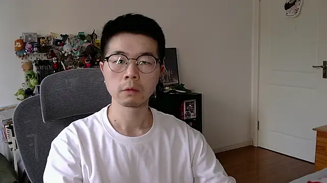 Adzard65 网络视讯表演