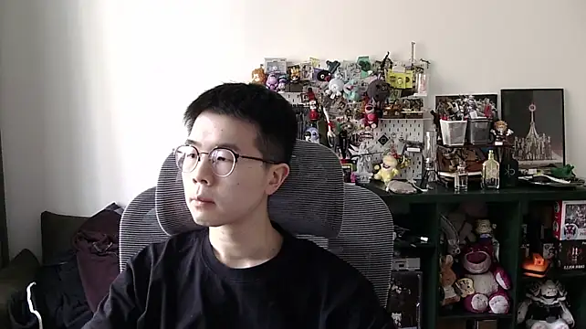 Adzard65 Show Webcam