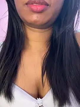 Webkamerová show Tamil_Maaya