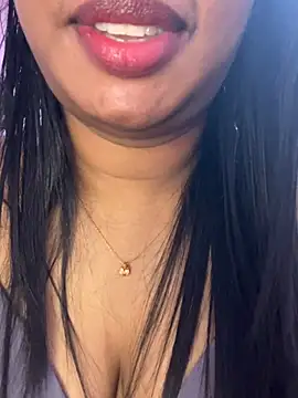 Tamil_Maaya's Webcam Show