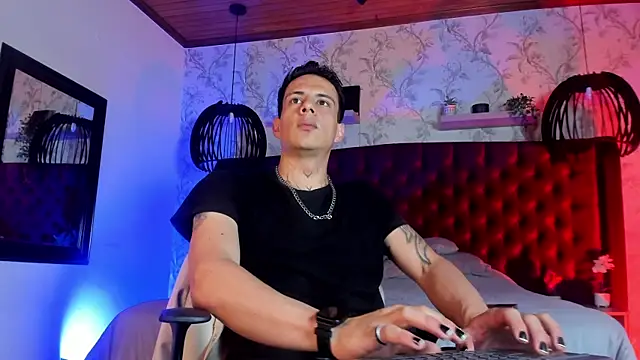 Dustin_Sonne: διαδικτυακό σόου στην κάμερα
