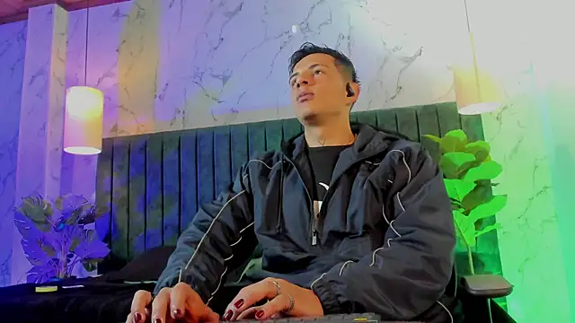 Dustin_Sonne Pertunjukan Webcam
