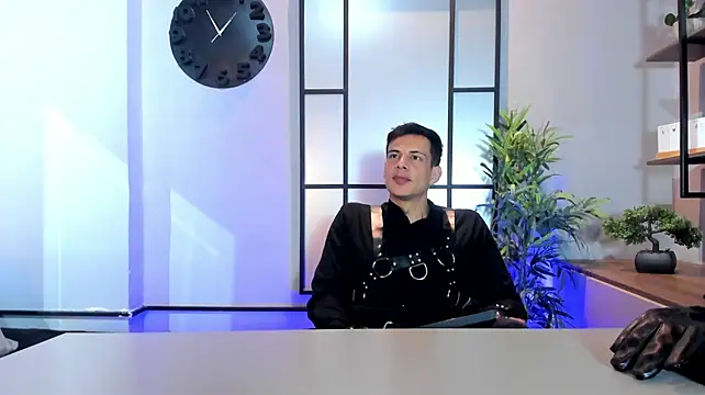 Dustin_Sonneのウェブカメラショー