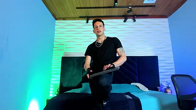 Dustin_Sonne Webcam-Show
