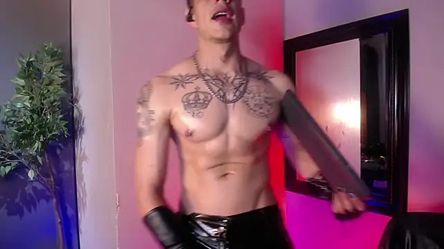 Show modela Dustin_Sonne na web-kameri