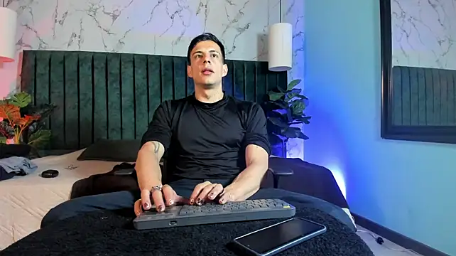 Dustin_Sonne webcam show