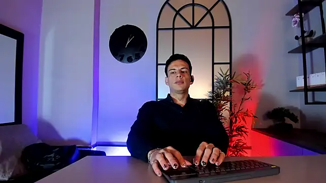 Dustin_Sonne Show in webcam
