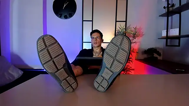 Dustin_Sonneのウェブカメラショー