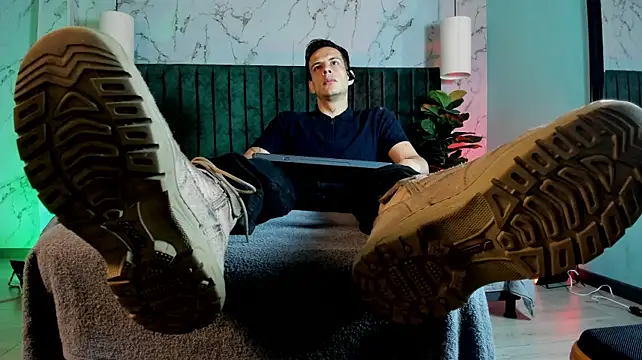 Dustin_Sonne webkamerás műsora