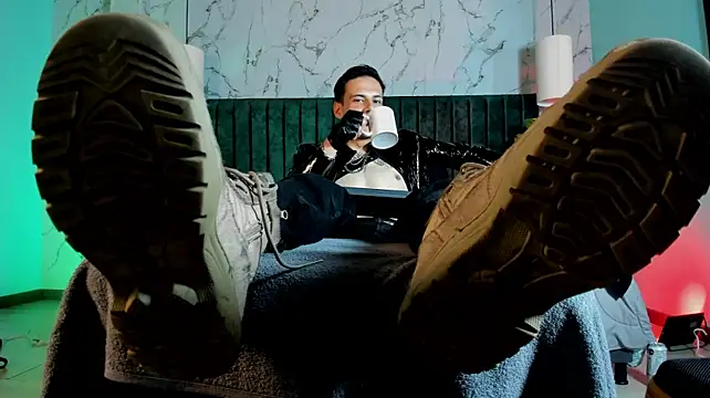 Dustin_Sonneのウェブカメラショー
