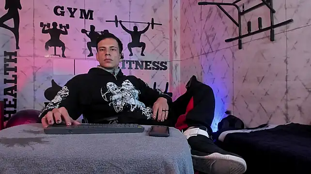 Dustin_Sonne Adlı Modelin Web Kamerası Şovu