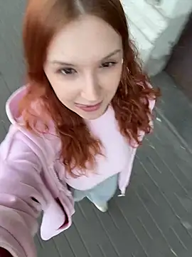 Show modela katexxxx na web-kameri