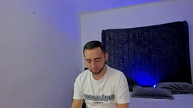Lushian_Luna Pertunjukan Webcam