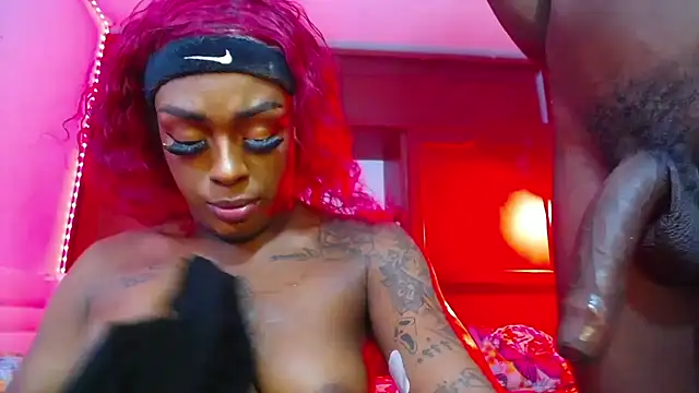 pink_7777 Show in webcam