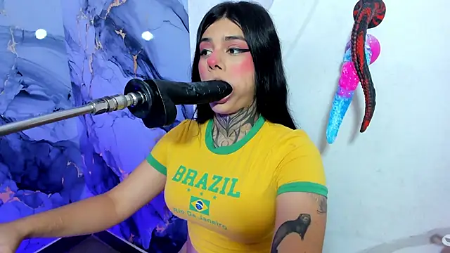 دردشة Emily_Evo الجنسية المباشرة