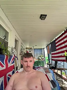 Integrityofsin: διαδικτυακό σόου στην κάμερα