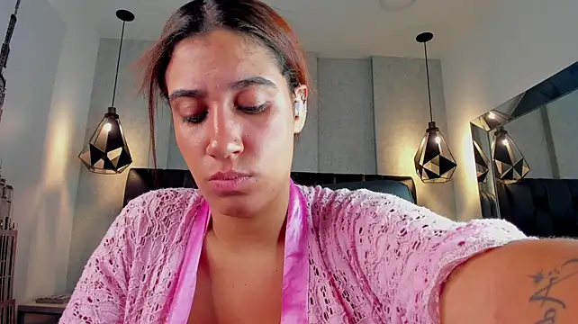 Samantha_hotlyのライブXXXチャット