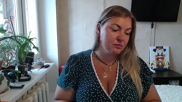 NikaSkylink Adlı Modelin Canlı XXX Sohbeti